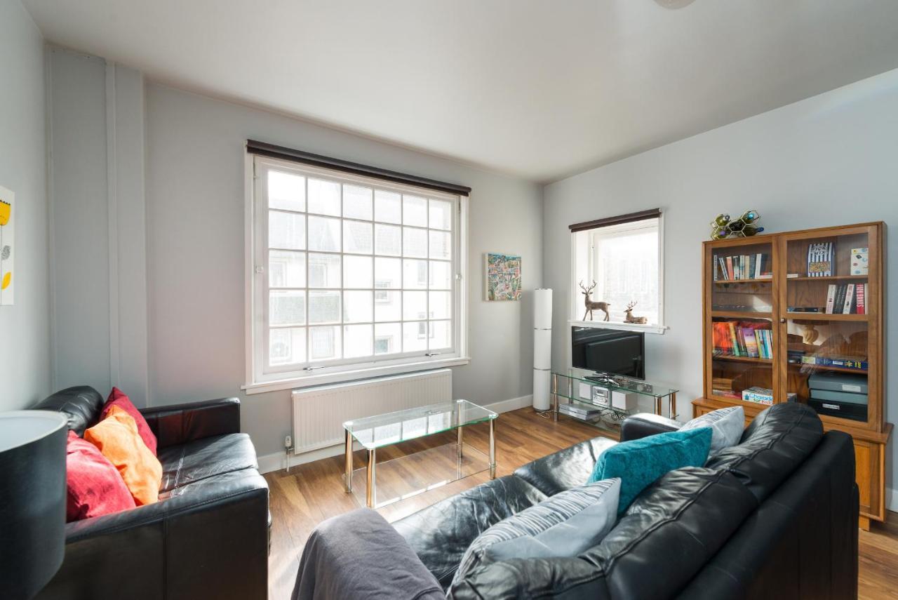 Royal Mile Modern Apartment Edimburgo Exterior foto