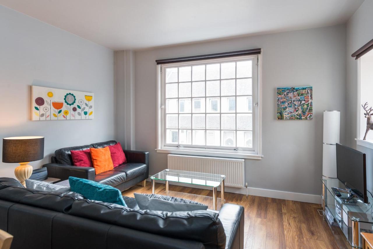 Royal Mile Modern Apartment Edimburgo Exterior foto