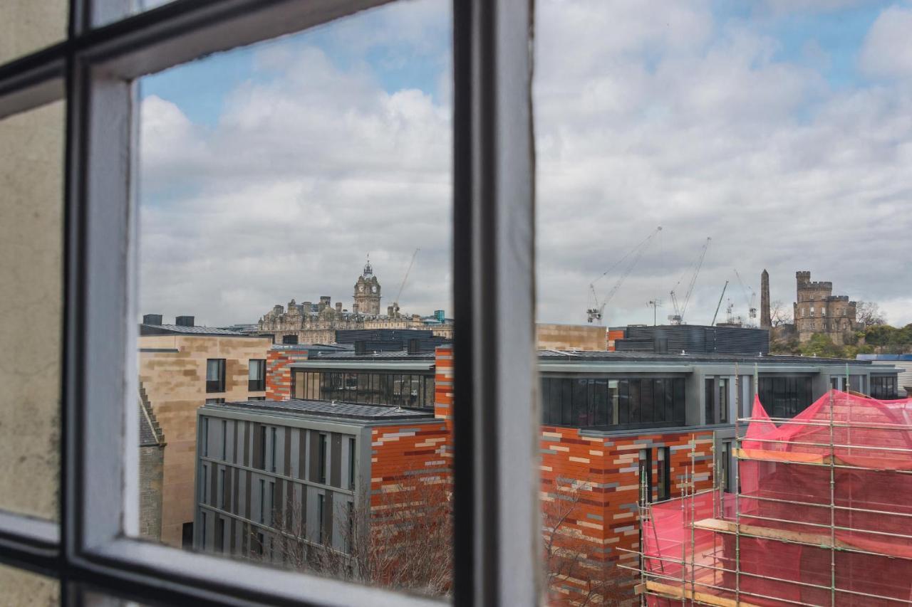 Royal Mile Modern Apartment Edimburgo Exterior foto